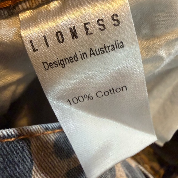 Lioness Top Model Wide Leg Jean Y2K Indie Cheetah Animal Print Statement XS NWT - Picture 11 of 11